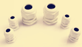 安裝塑料電纜接頭時需注意幾點？