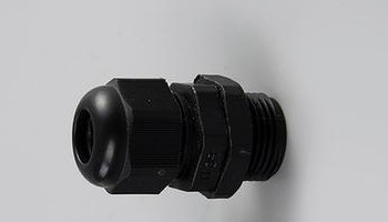 塑料防水電纜接頭和電纜之間什么關(guān)系？