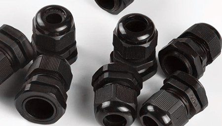 為什么塑料電纜防水接頭經(jīng)常漏水導(dǎo)電?