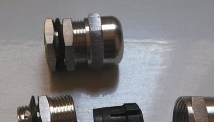 不銹鋼防水接頭是如何防水防塵的?